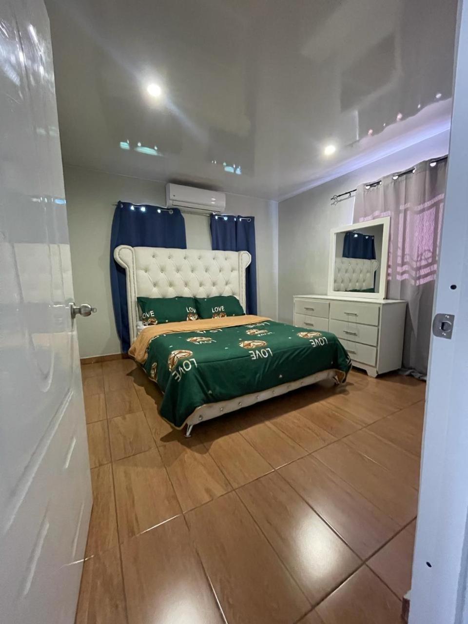 Villa Confortable De 2 Habitaciones Pedernales Eksteriør billede